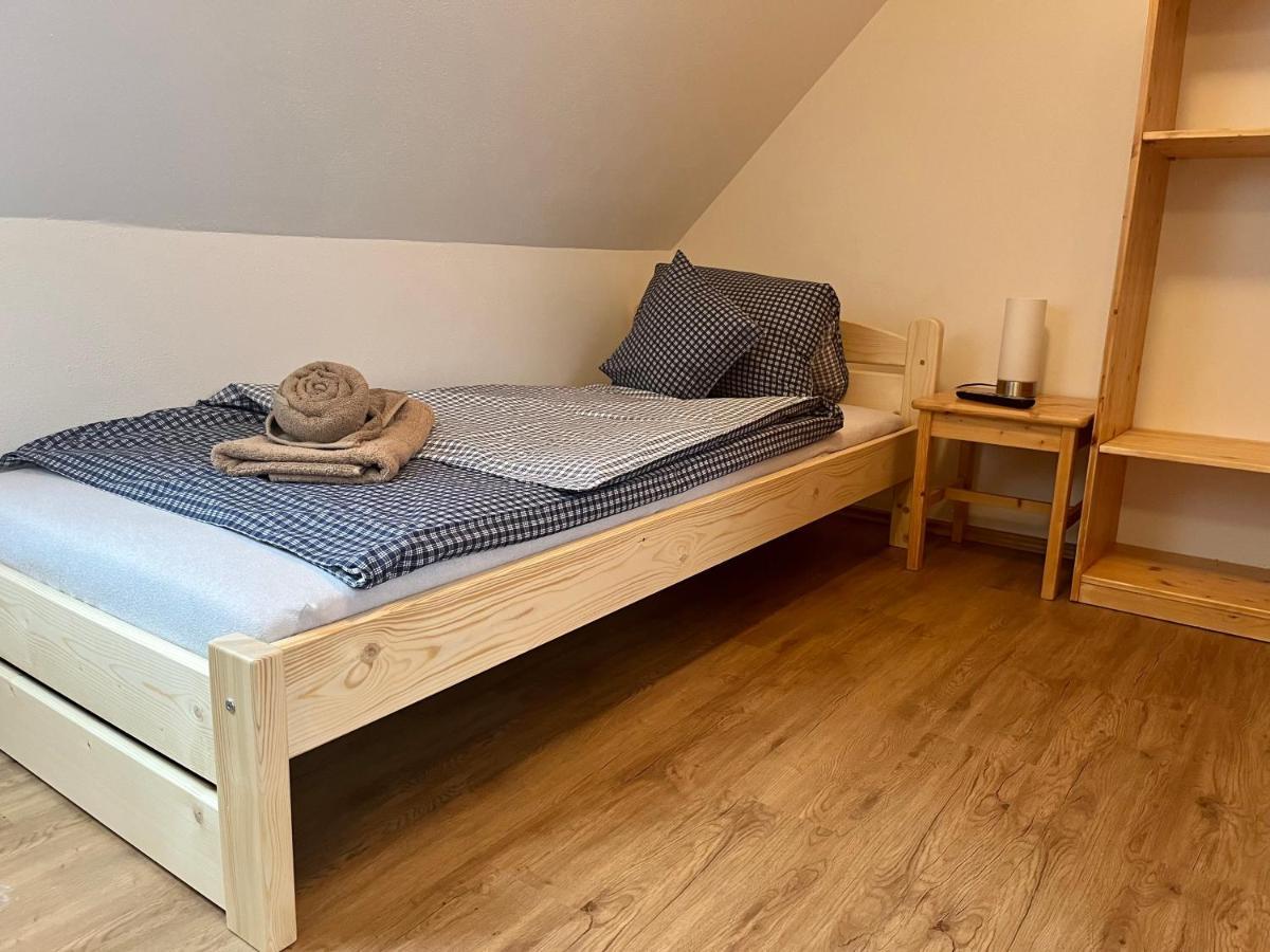 Chata Hubertka Krkonose Vítkovice Buitenkant foto