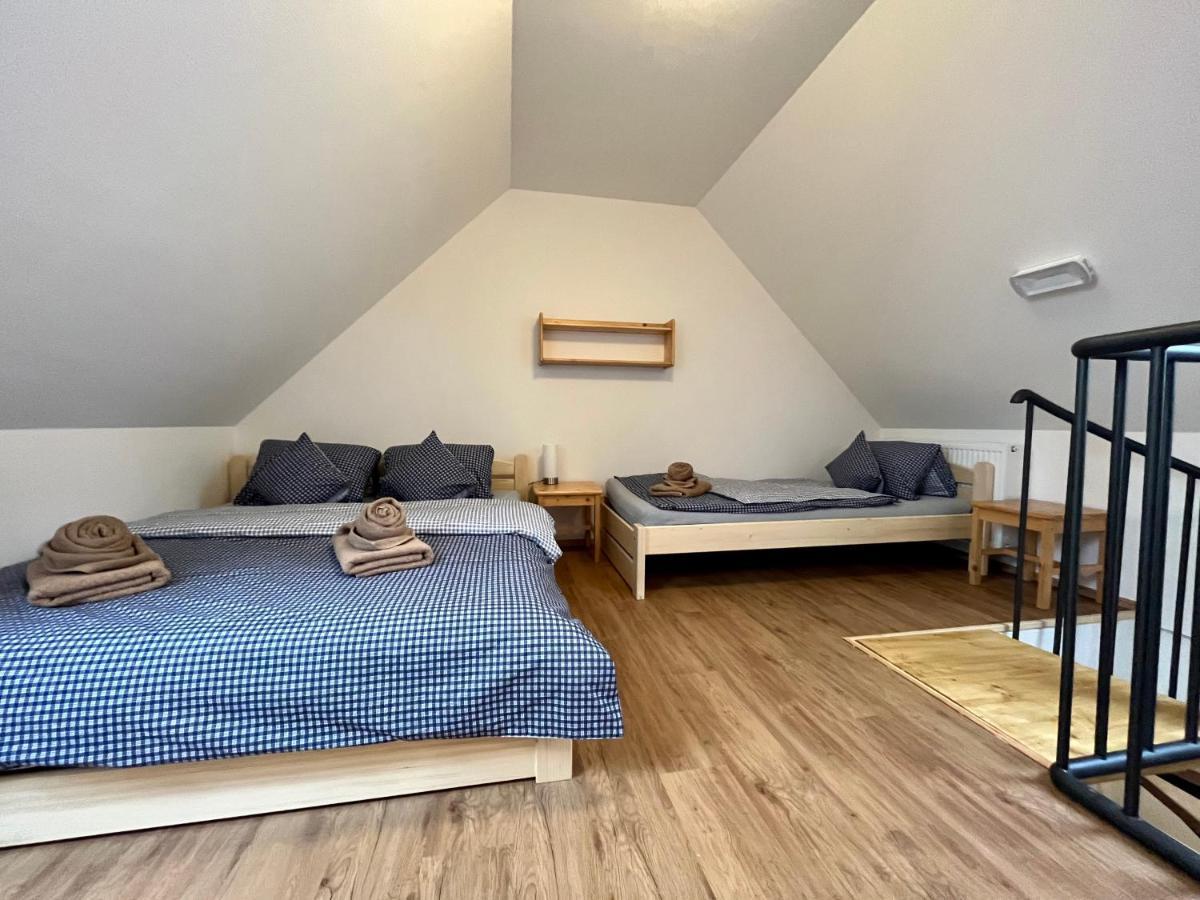 Chata Hubertka Krkonose Vítkovice Buitenkant foto
