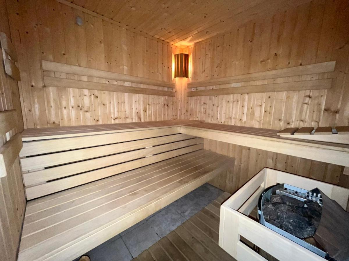 Chata Hubertka Krkonose Vítkovice Buitenkant foto